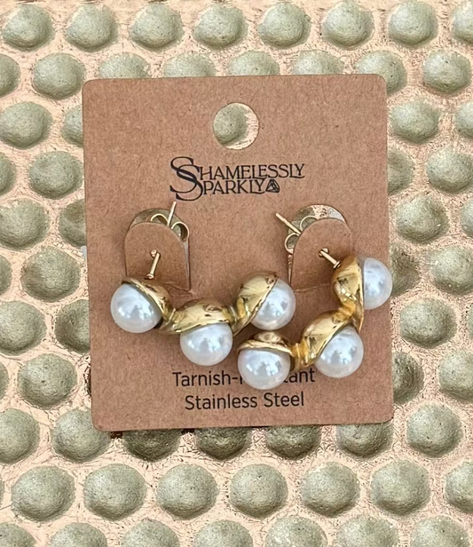 The Ivy & Pearl Stud Earrings